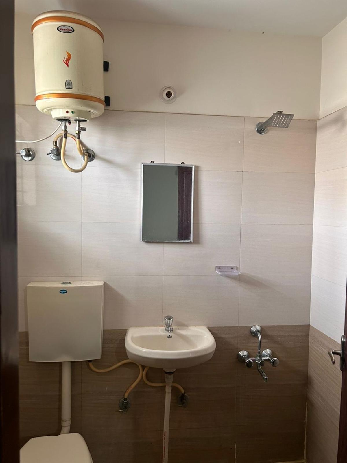Hotel Prakrathi Residency Bangalore Exterior photo