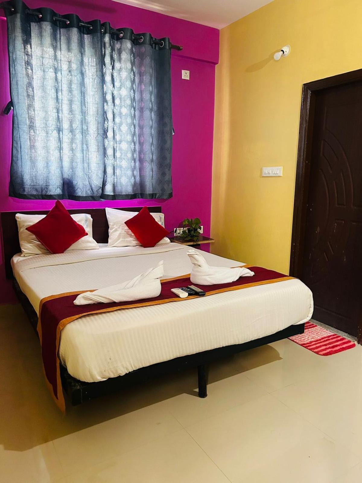 Hotel Prakrathi Residency Bangalore Exterior photo